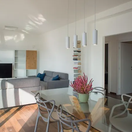 Appartamento Olivo - By Myhomeincomo Blevio